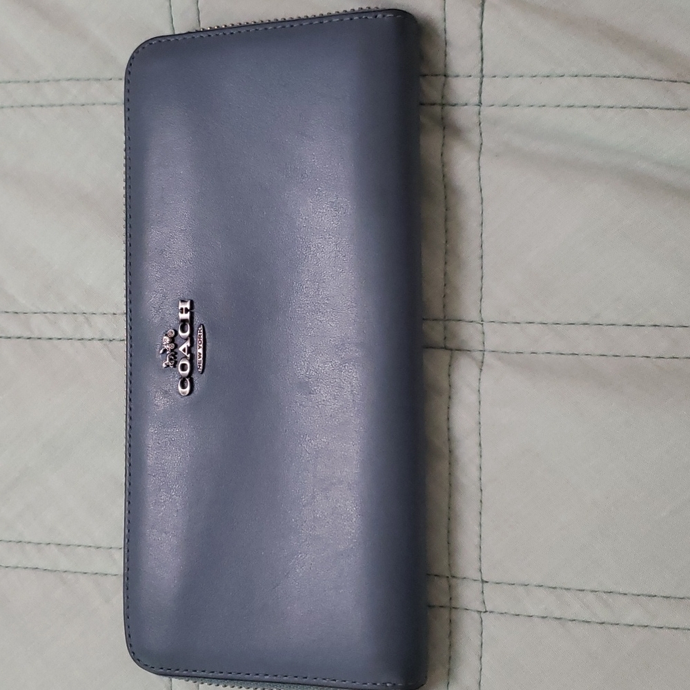 Coach Zip Around Long Wallet